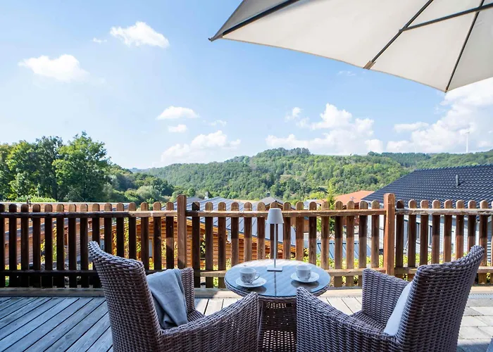 Eifelblockhaus 別荘 *