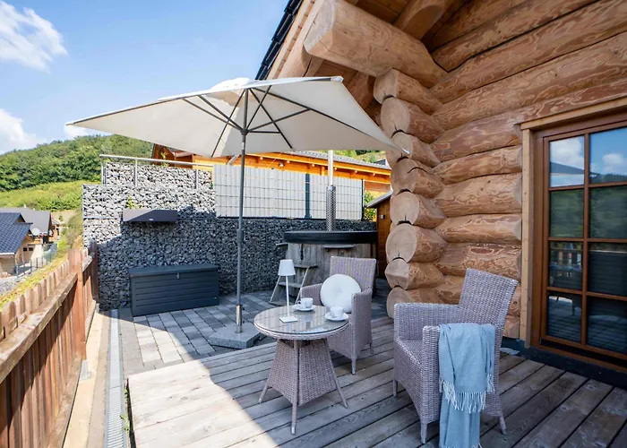 Eifelblockhaus 別荘 *